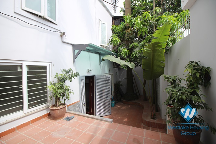 Beautiful house on the lakeside with splendid lakeview